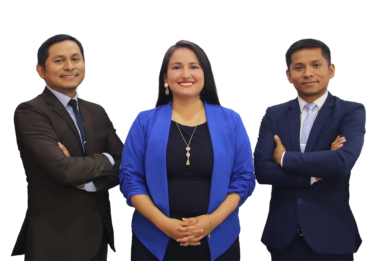 Equipo de expertos brindando soluciones tributarias y legales para empresas